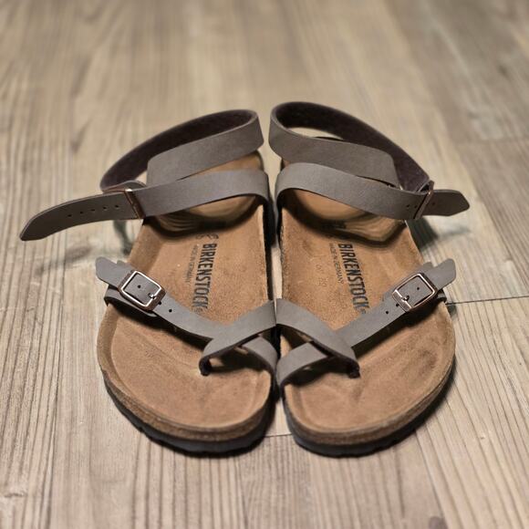 Women's Yara Birko-Flor Nubuck Sandals Flat Mocha Sz US 8 / EU 39 - Picture 1 of 8